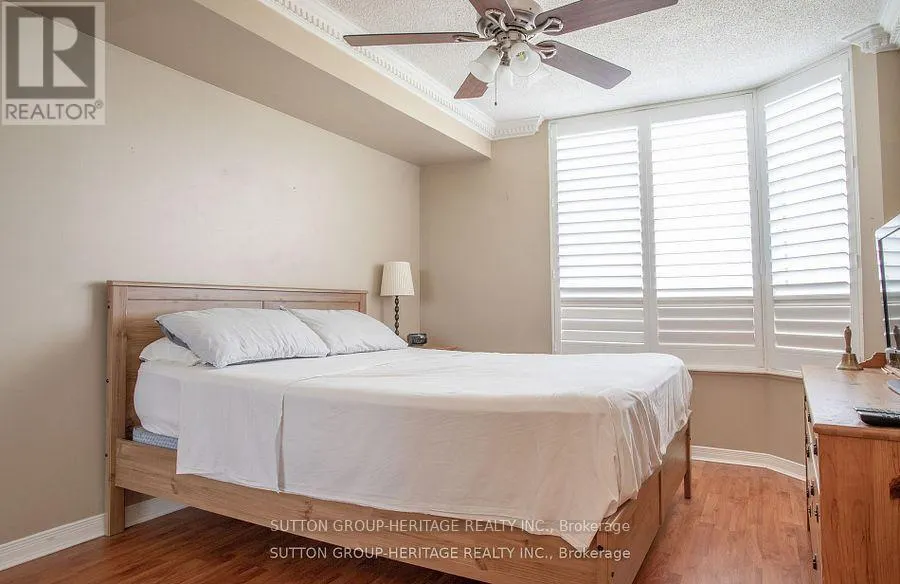 1415 - 1000 THE ESPLANADE N