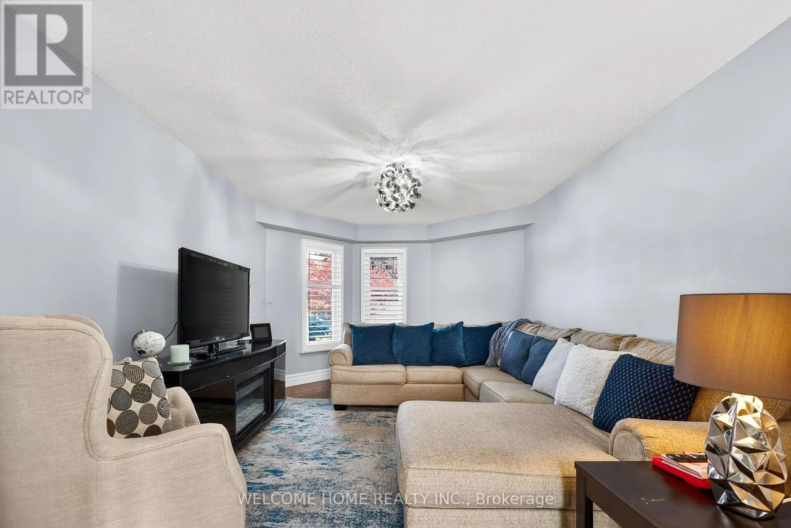 1037 SANDCLIFF DRIVE E