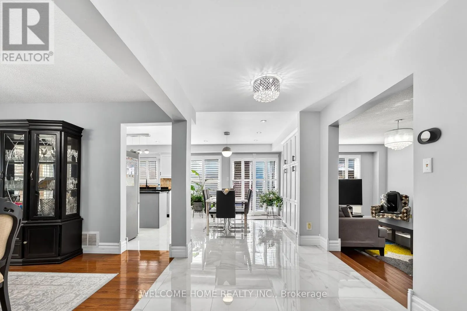 1037 SANDCLIFF DRIVE E