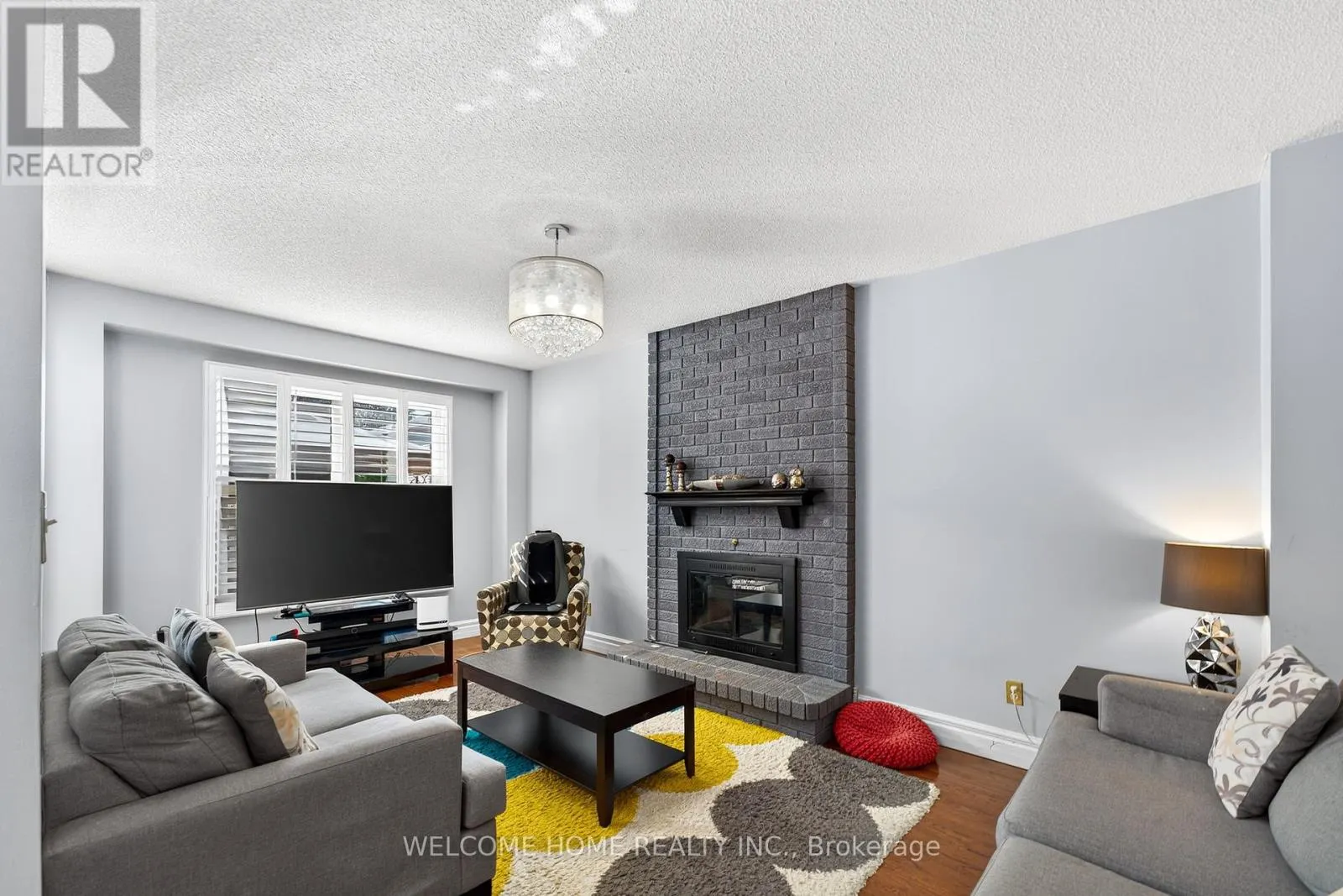 1037 SANDCLIFF DRIVE E