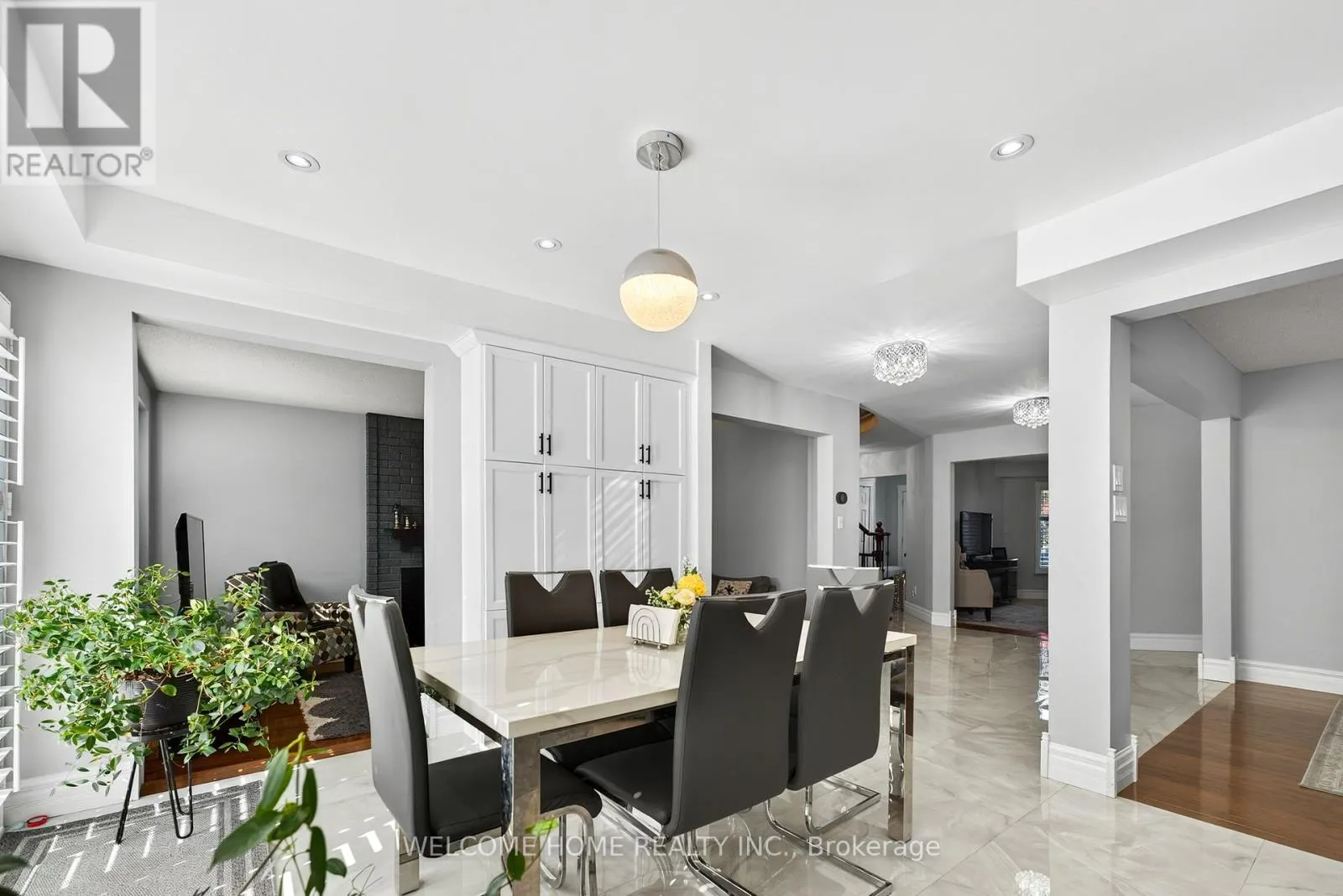 1037 SANDCLIFF DRIVE E