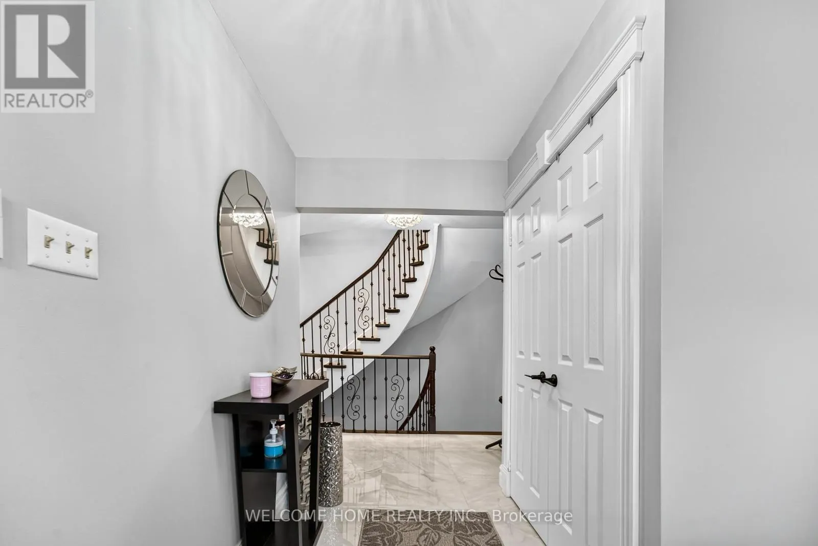 1037 SANDCLIFF DRIVE E