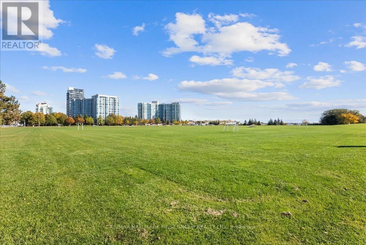 303 - 1600 CHARLES STREET