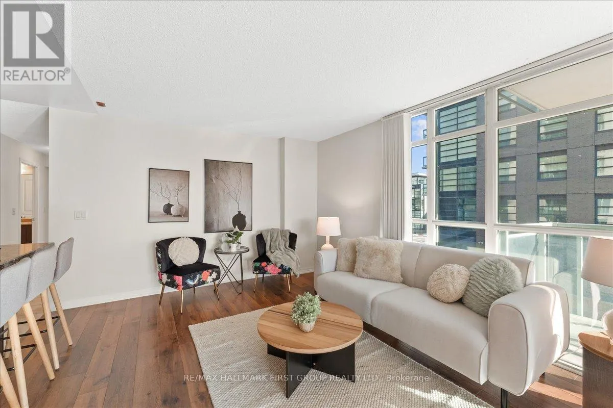 303 - 1600 CHARLES STREET