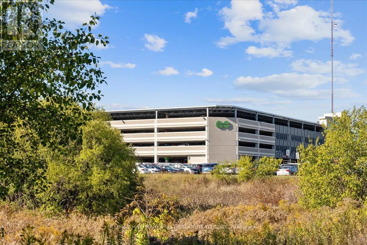 303 - 1600 CHARLES STREET