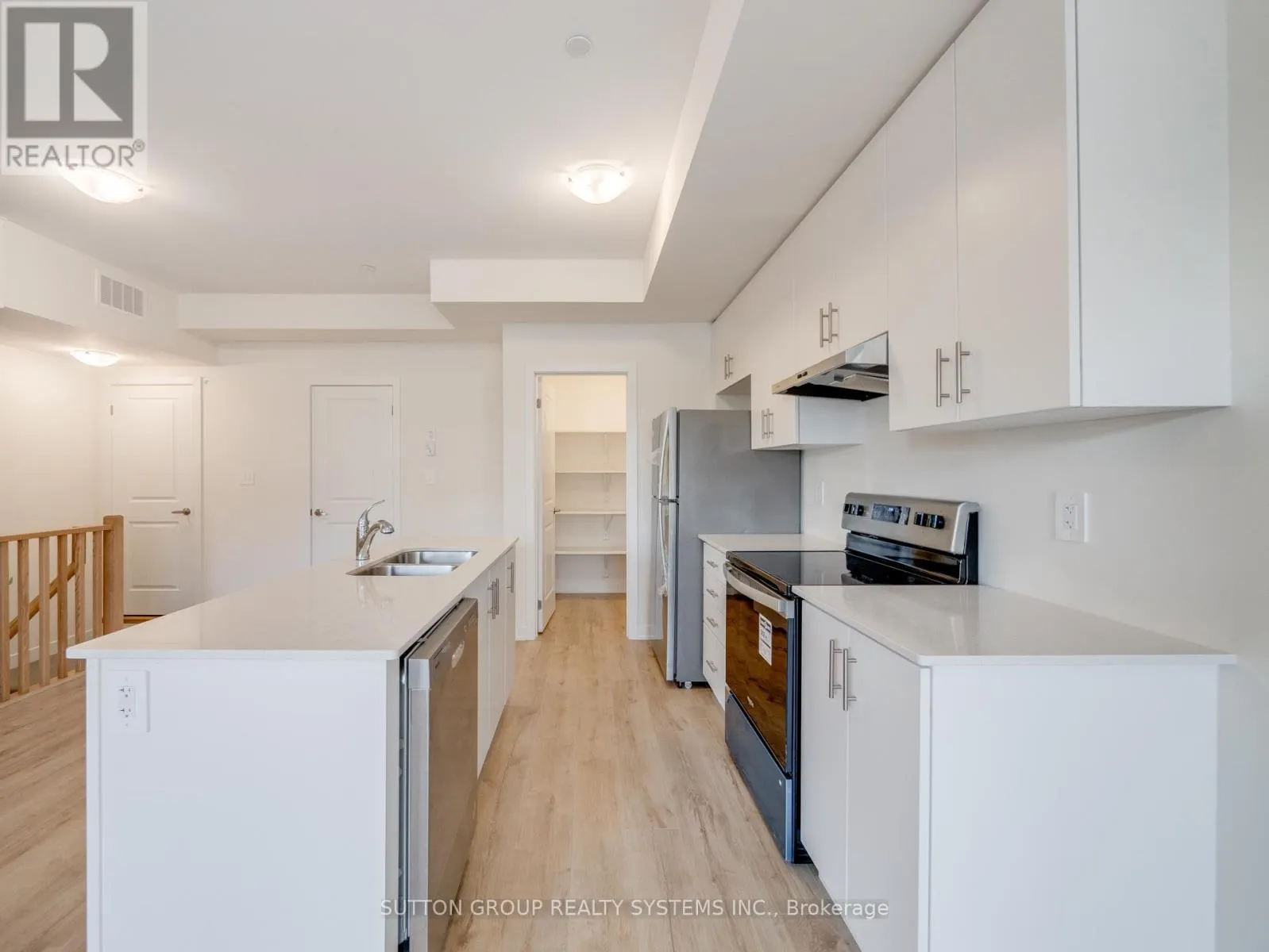 228 - 755 OMEGA DRIVE