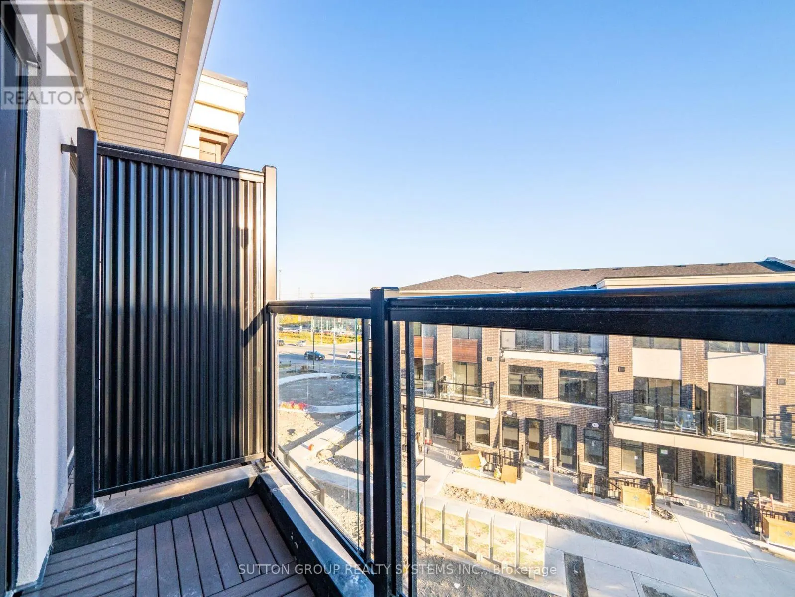 228 - 755 OMEGA DRIVE