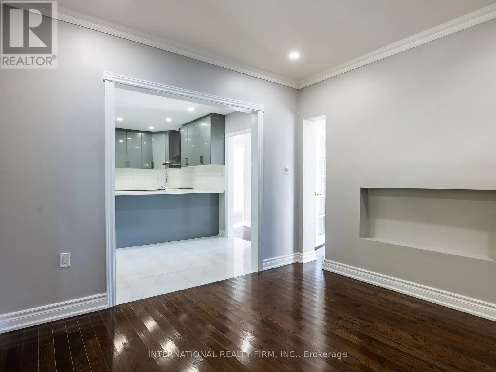 MAIN LEVEL - 345 PARK ROAD S