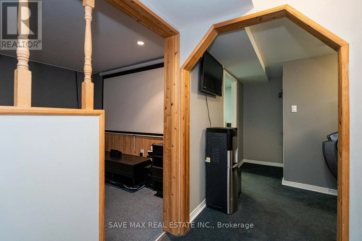 1058 RENAISSANCE DRIVE