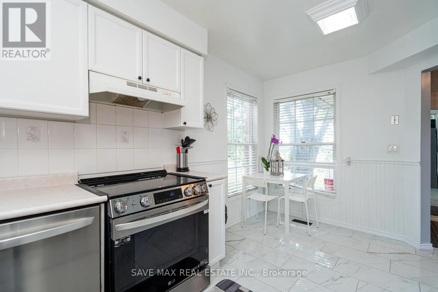 1058 RENAISSANCE DRIVE