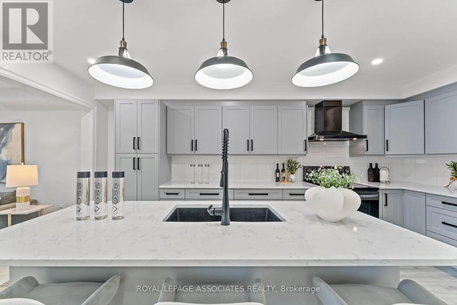 1156 EDWARD BOLTON CRESCENT