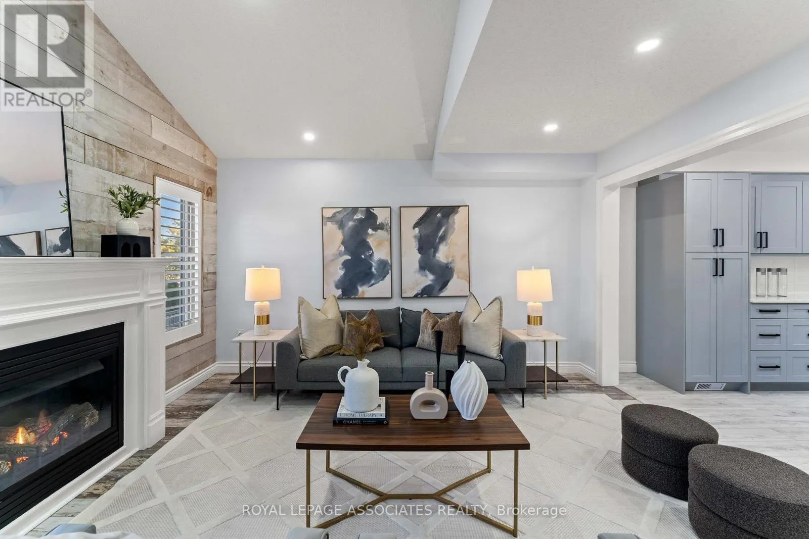 1156 EDWARD BOLTON CRESCENT