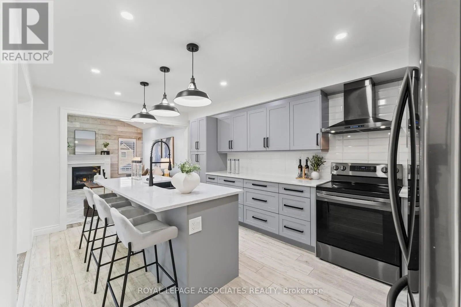 1156 EDWARD BOLTON CRESCENT