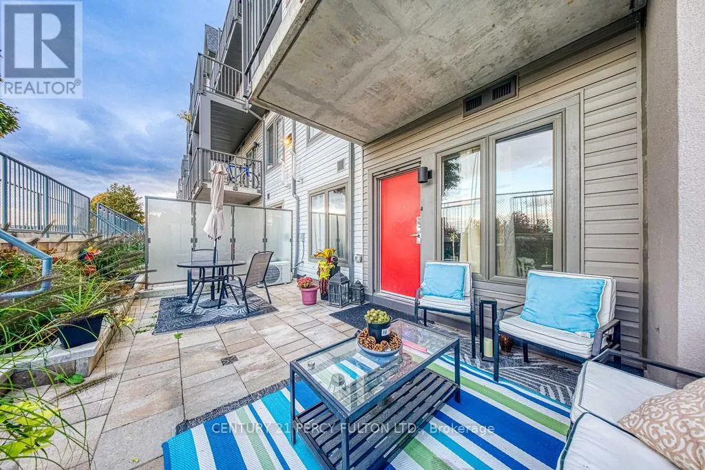 702 - 2635 WILLIAM JACKSON DRIVE