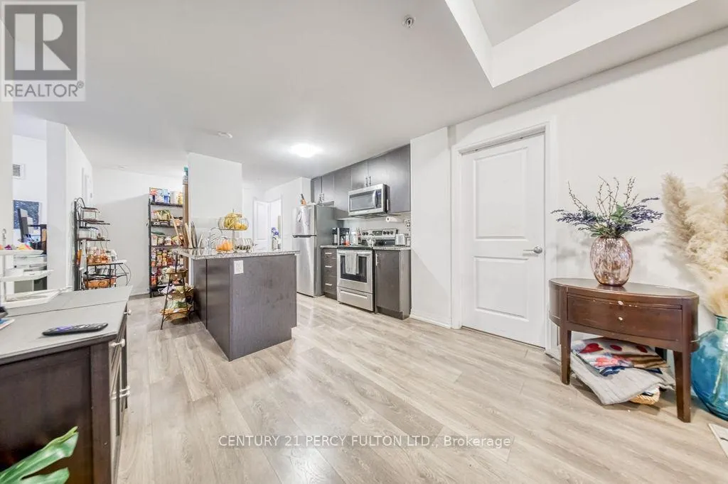 702 - 2635 WILLIAM JACKSON DRIVE