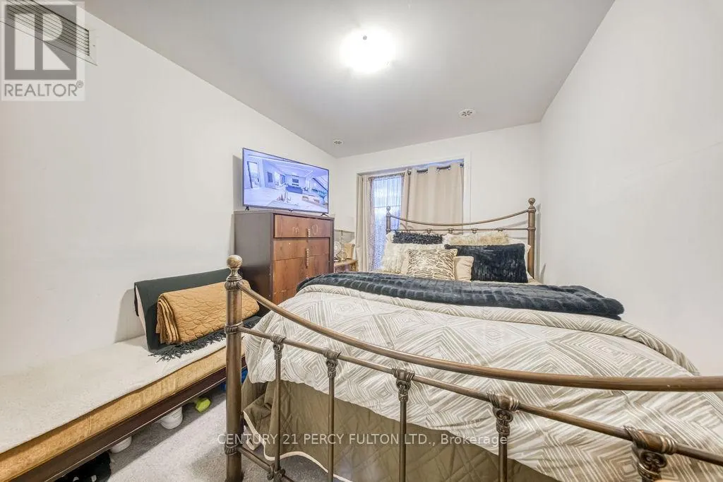 702 - 2635 WILLIAM JACKSON DRIVE