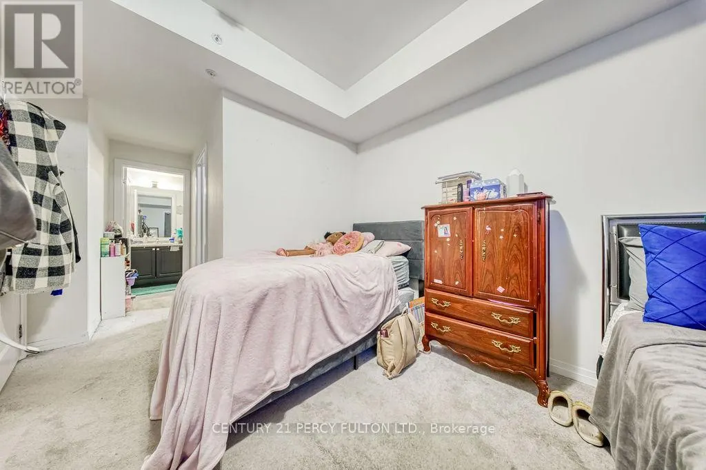 702 - 2635 WILLIAM JACKSON DRIVE