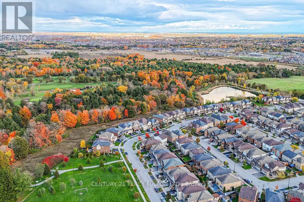 702 - 2635 WILLIAM JACKSON DRIVE