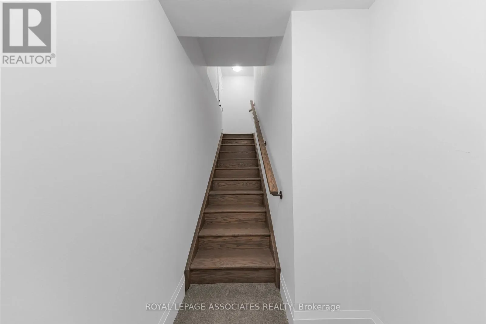 3089 PAPERBIRCH TRAIL