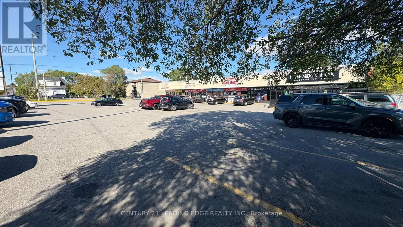 102 - 799 PARK ROAD S