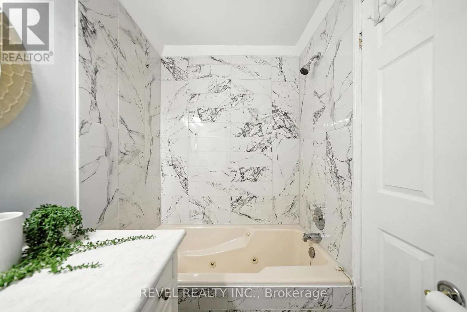 57 ROSEHILL BOULEVARD