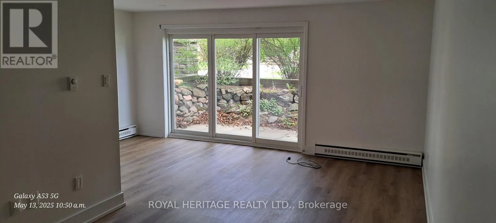 1 - 945 SIMCOE STREET N