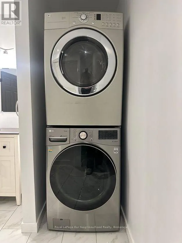 1 - 26 HARTSFIELD DRIVE, #1