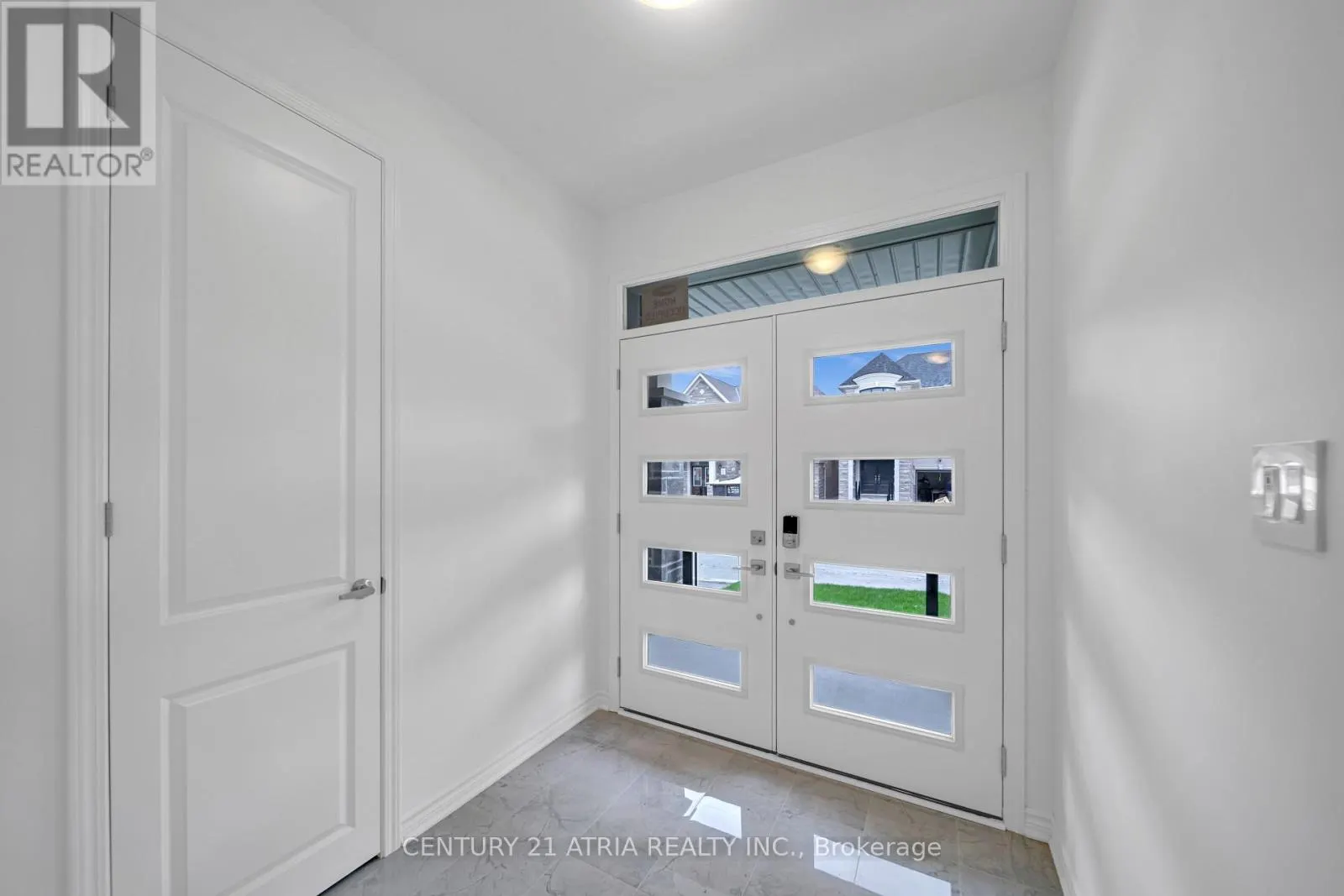 1349 GLAMORGAN MANOR