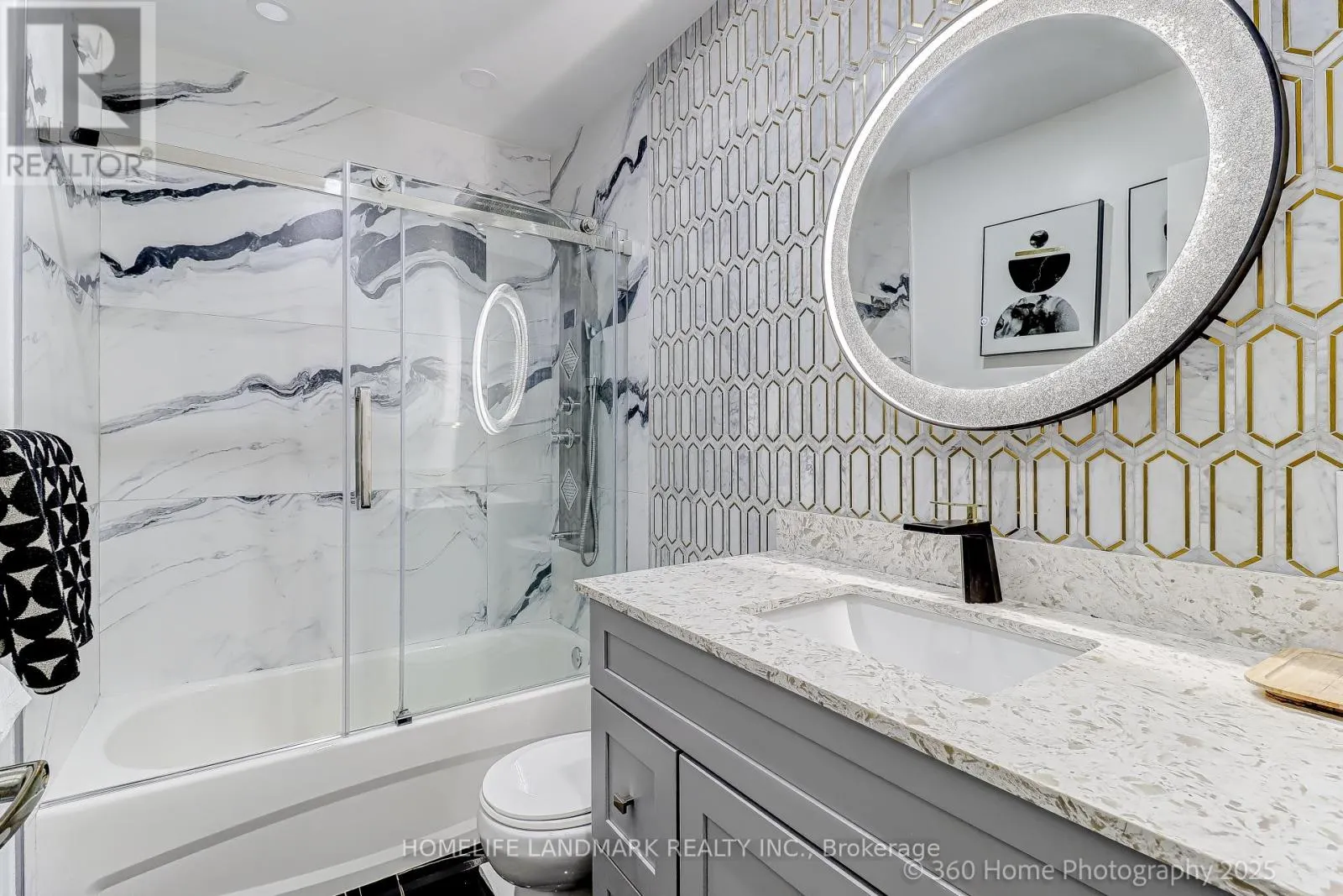 3 - 361 BIRCHMOUNT ROAD