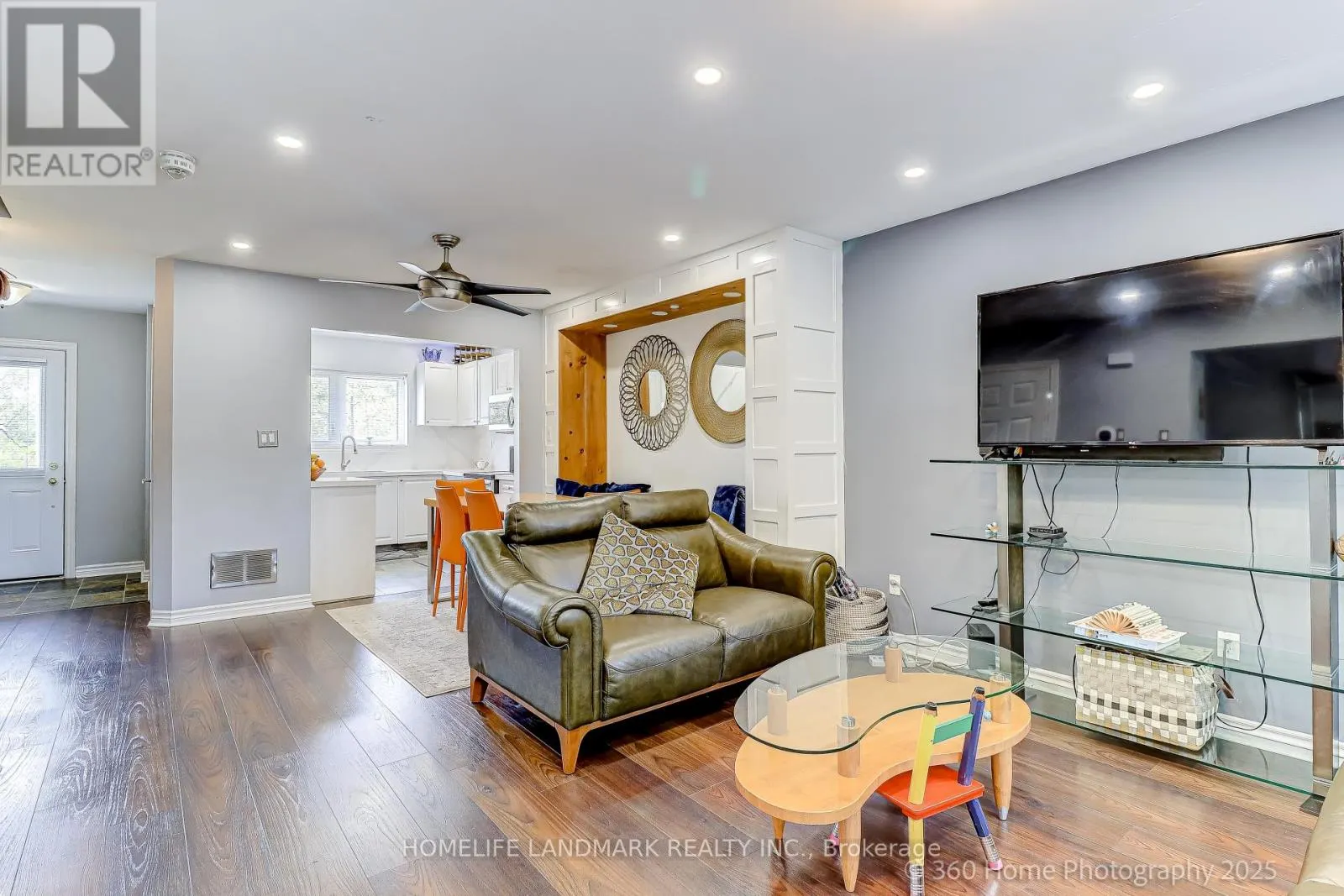 3 - 361 BIRCHMOUNT ROAD