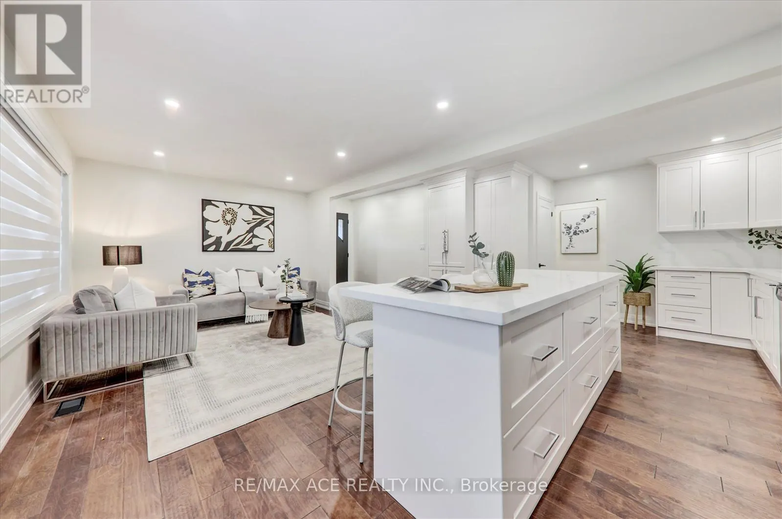 19 BLAKEMANOR BOULEVARD