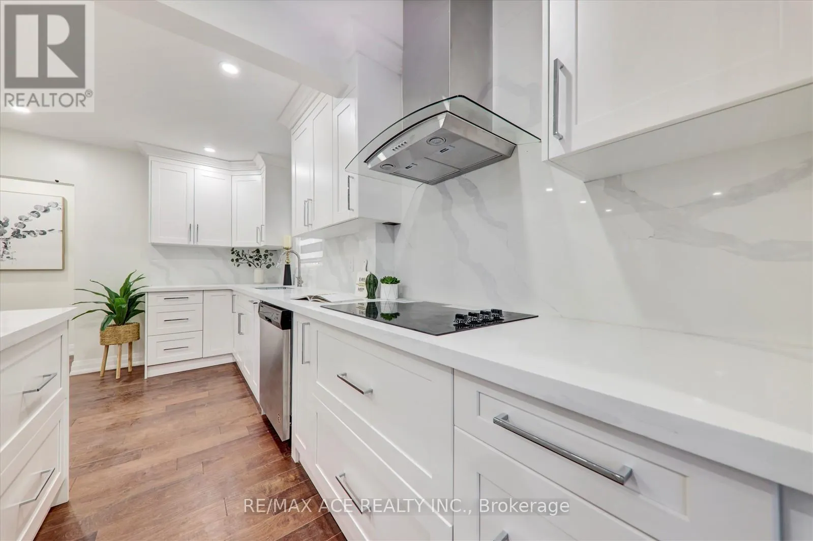 19 BLAKEMANOR BOULEVARD