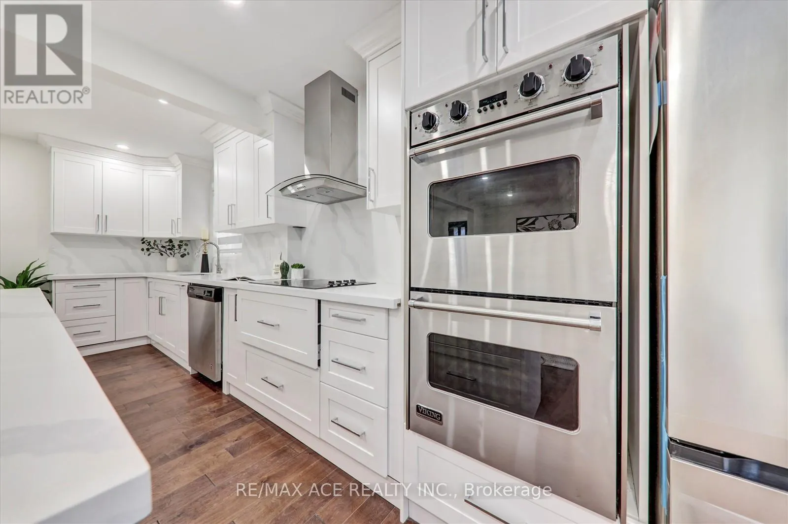 19 BLAKEMANOR BOULEVARD