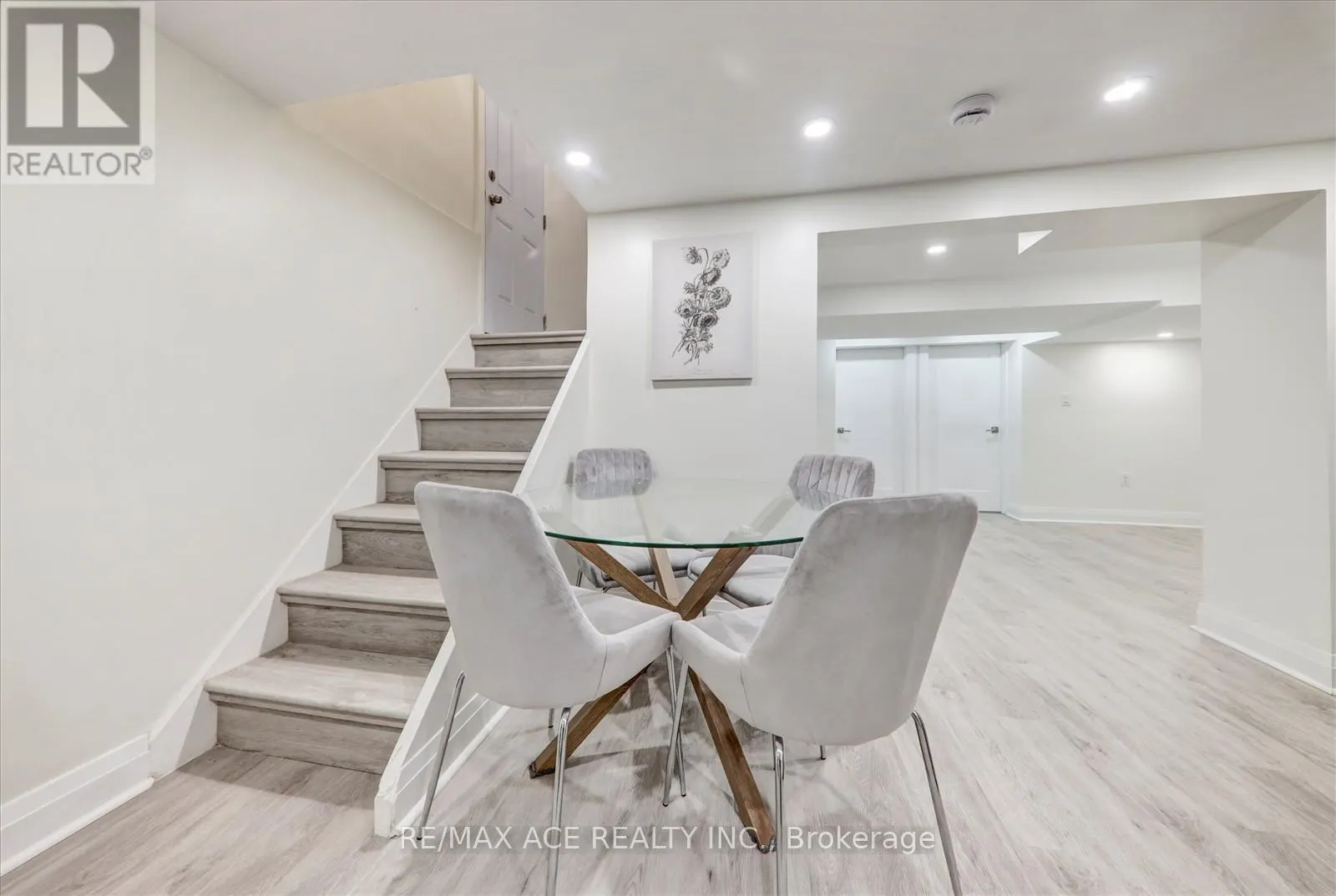 19 BLAKEMANOR BOULEVARD