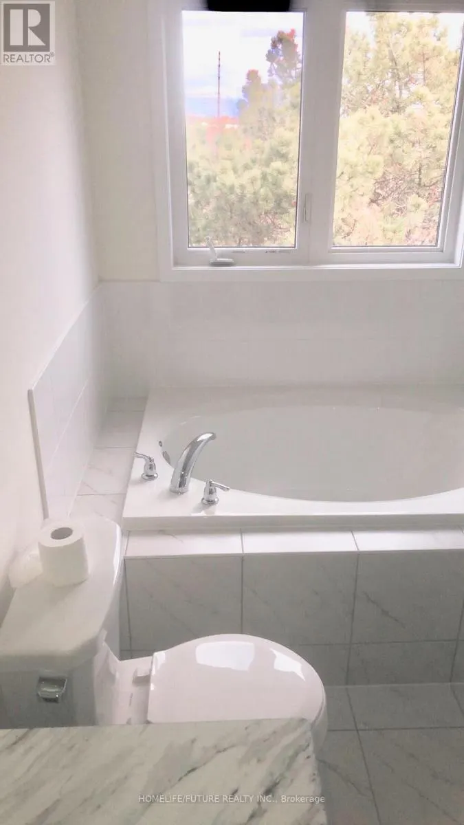 978 KICKING HORSE PATH