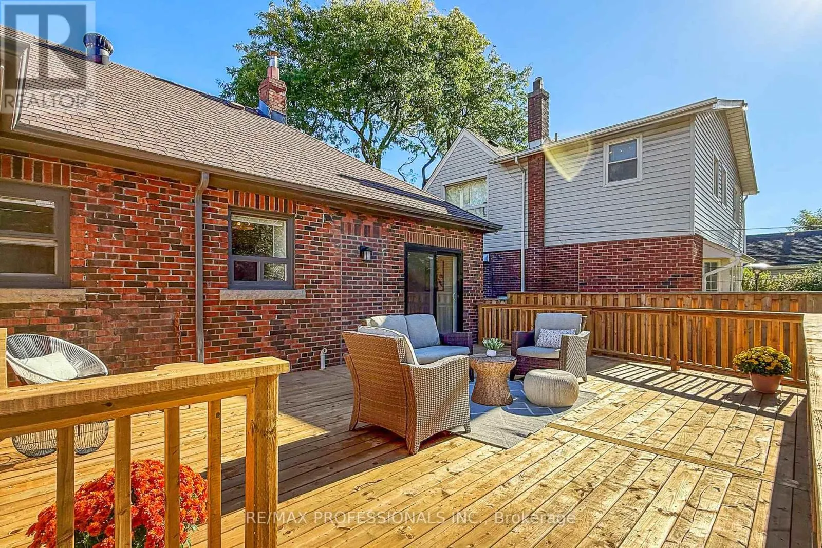 146 PINEGROVE AVENUE