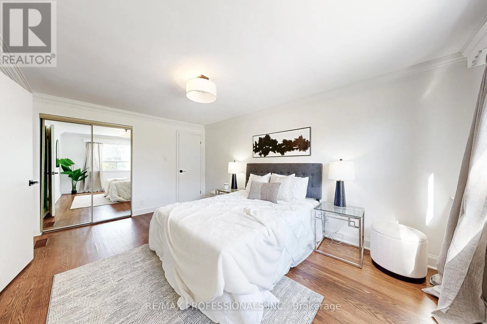 146 PINEGROVE AVENUE