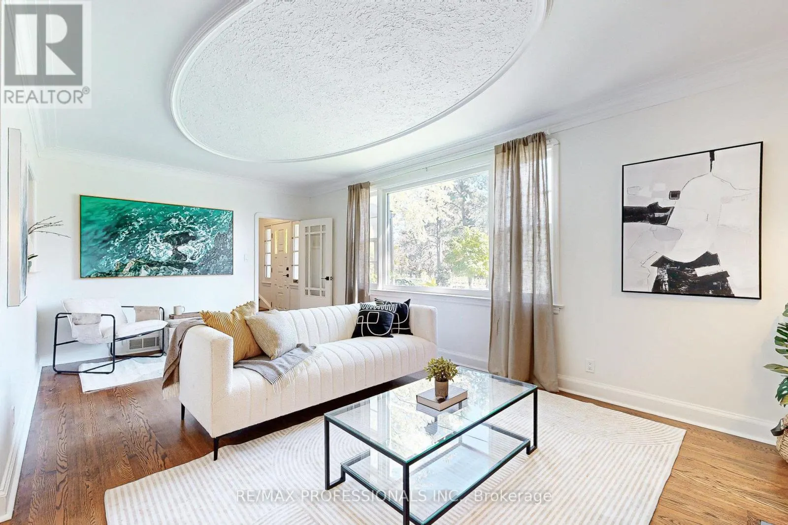 146 PINEGROVE AVENUE