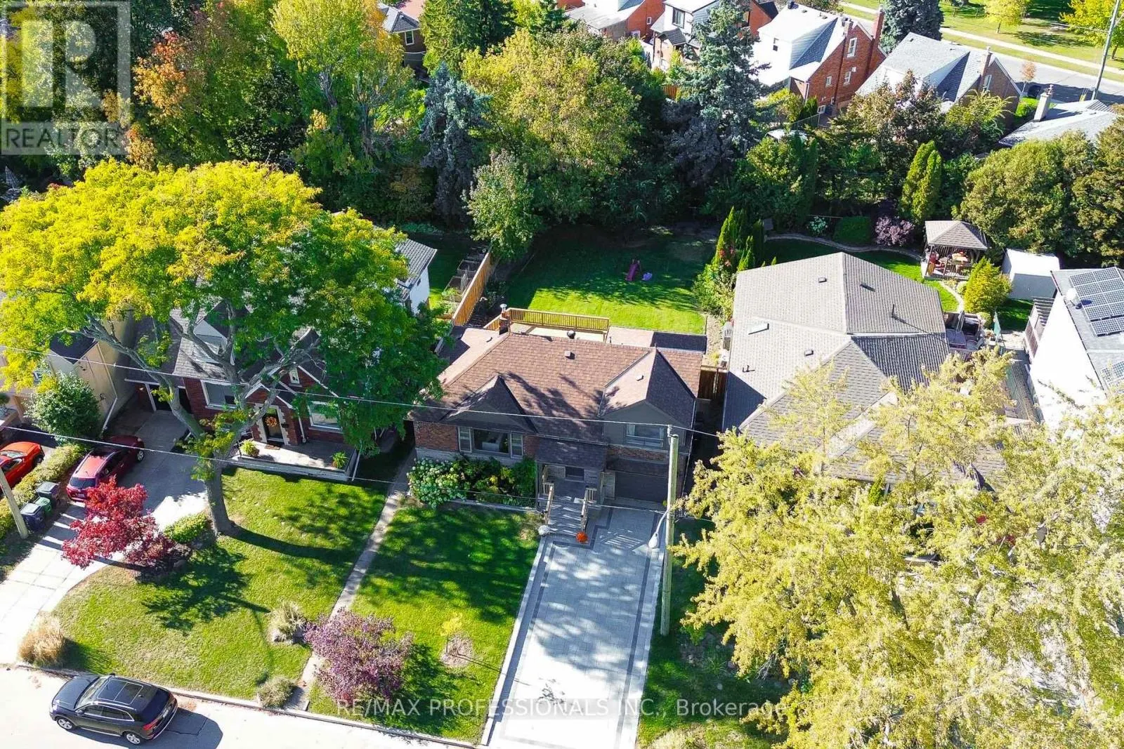 146 PINEGROVE AVENUE