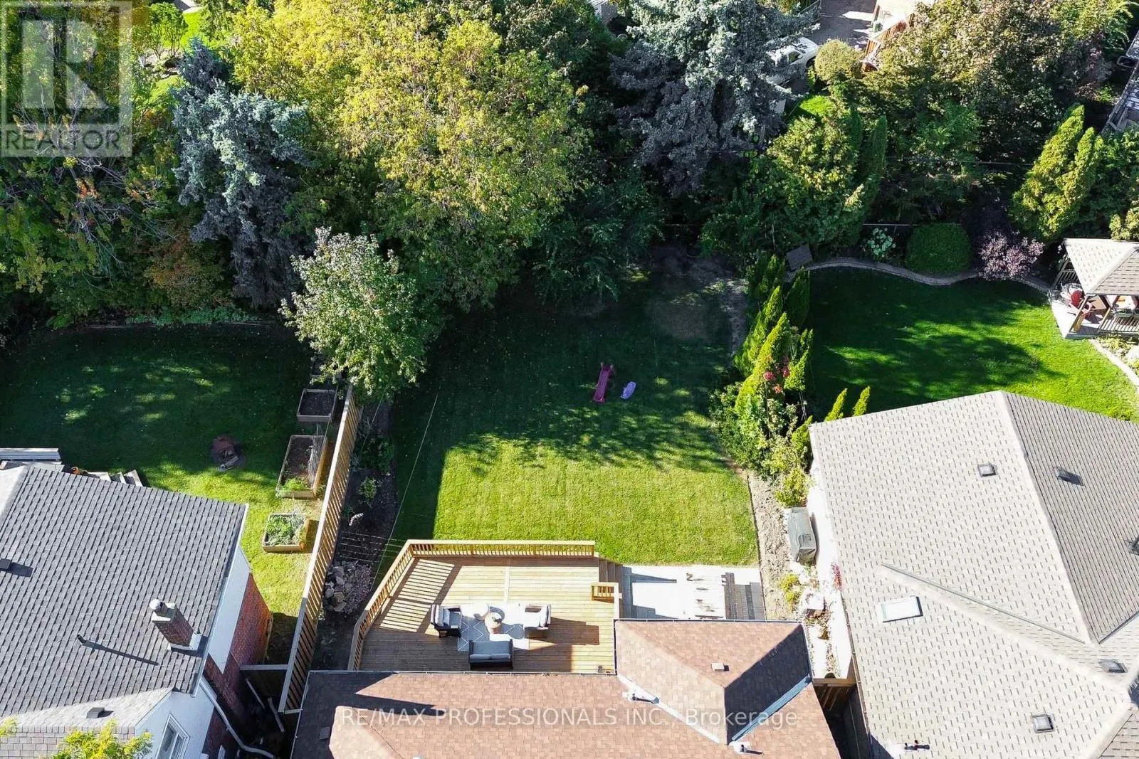 146 PINEGROVE AVENUE