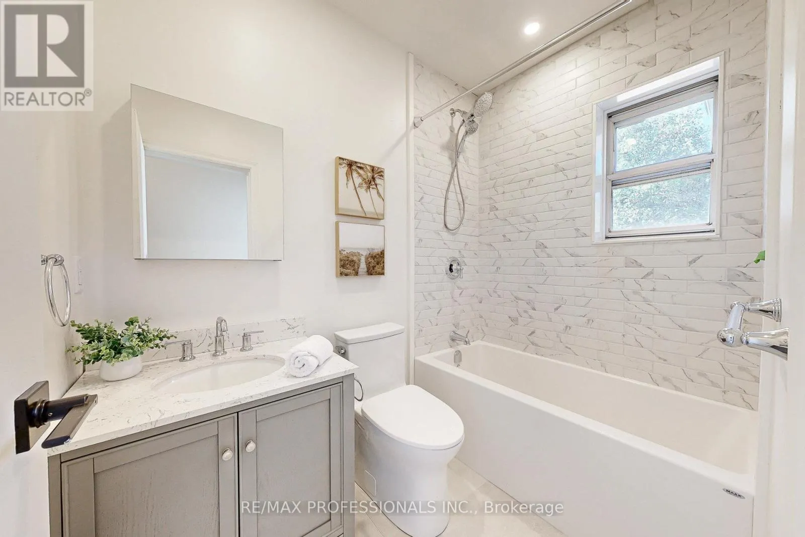 146 PINEGROVE AVENUE