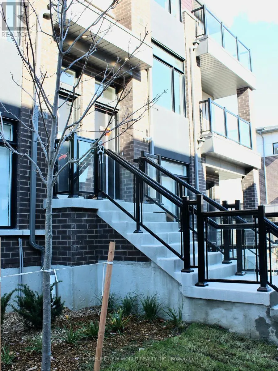 1419 - 1695 DERSAN STREET