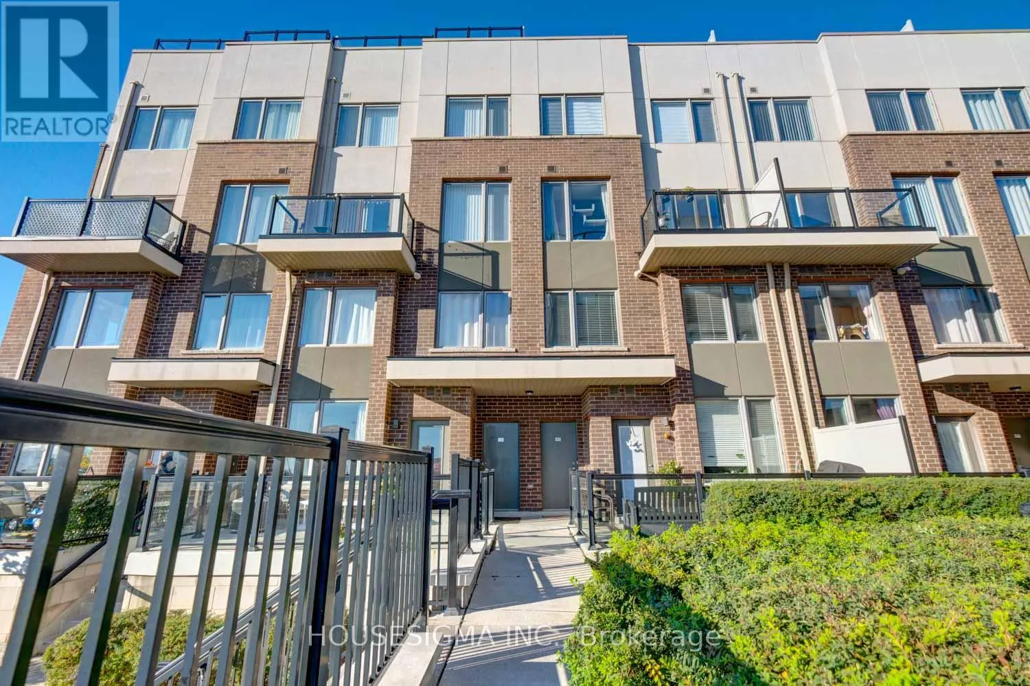 408 - 1460 WHITES ROAD