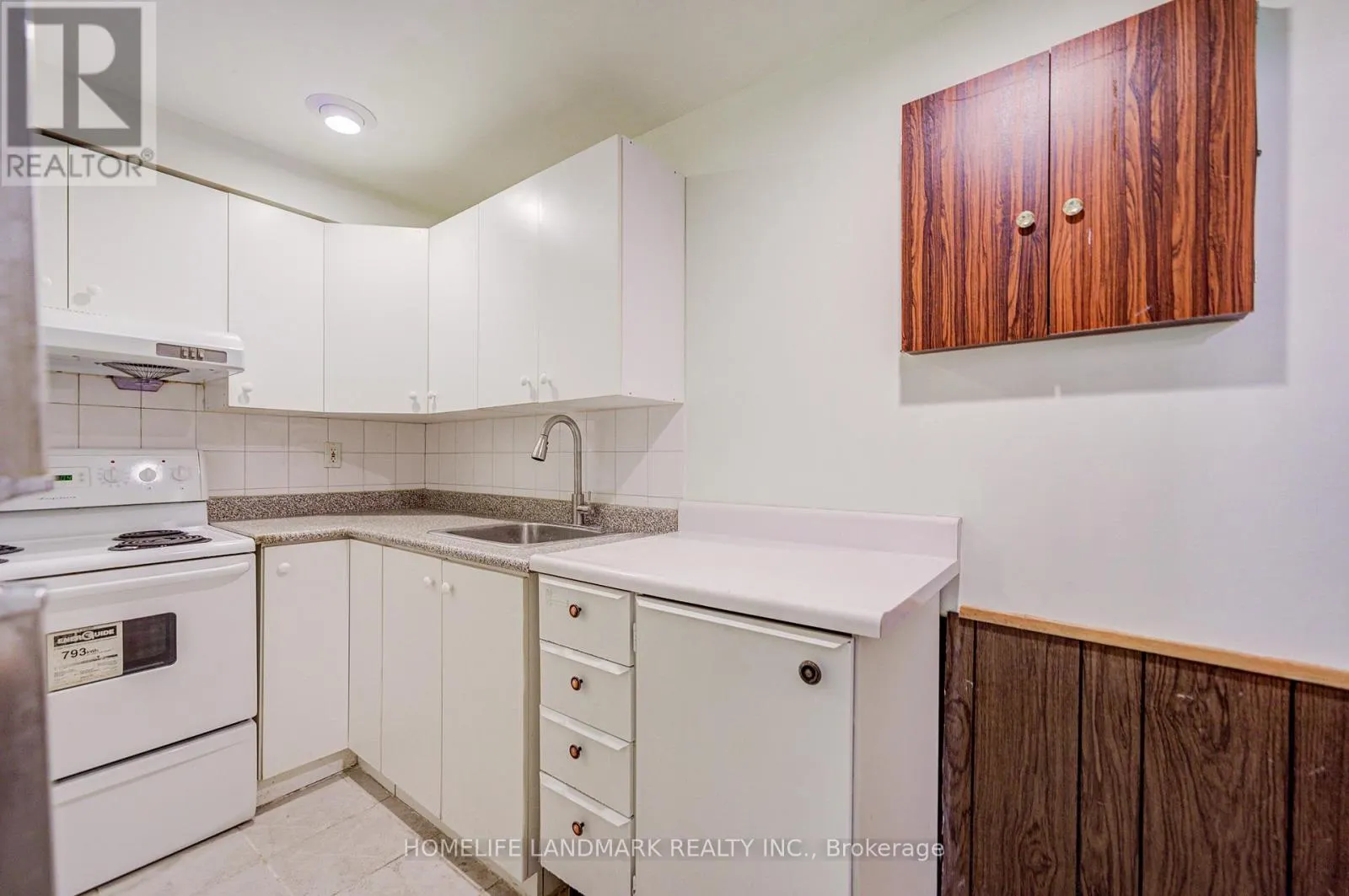 3025 BRIDLETOWNE CIRCLE