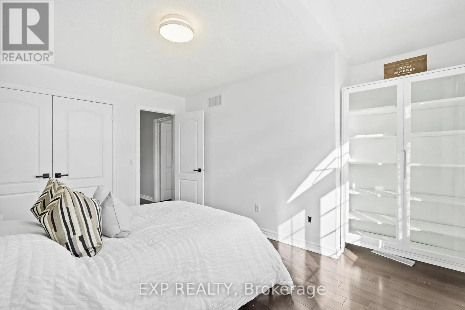 61 TIMBERCREEK COURT