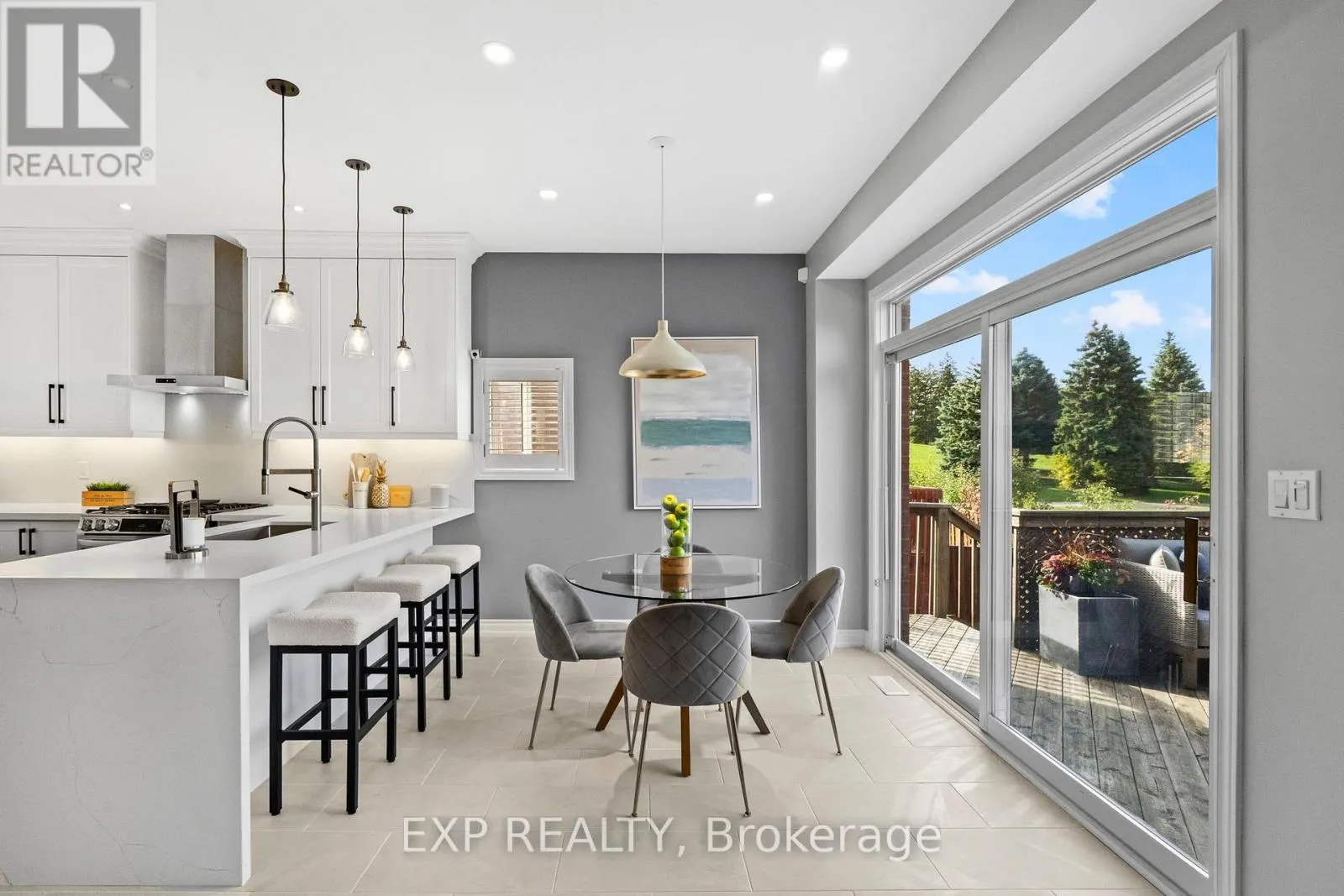 61 TIMBERCREEK COURT