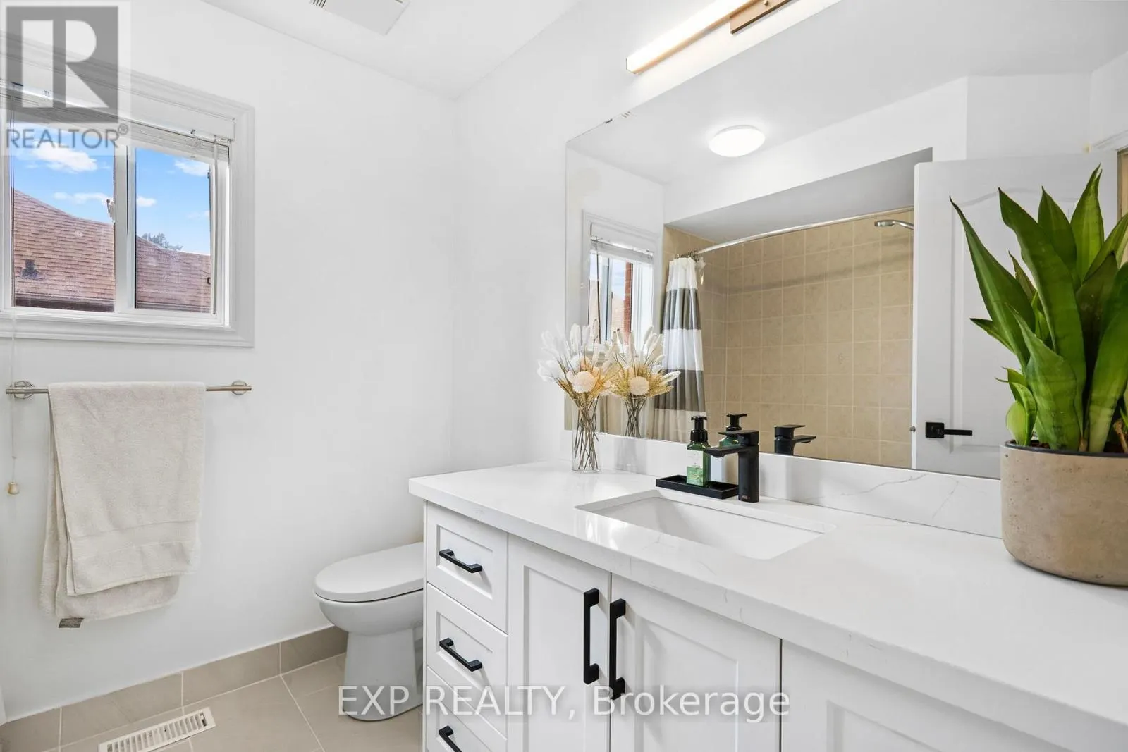 61 TIMBERCREEK COURT