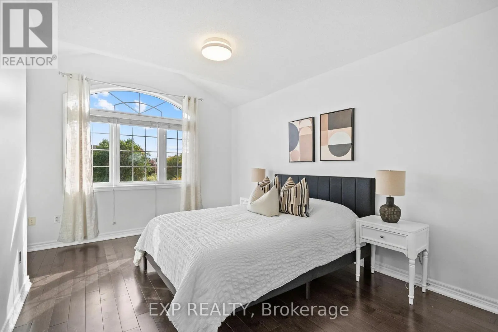 61 TIMBERCREEK COURT