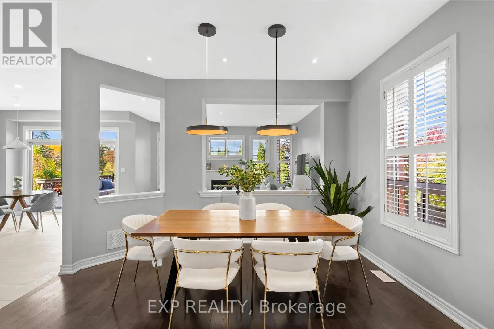 61 TIMBERCREEK COURT