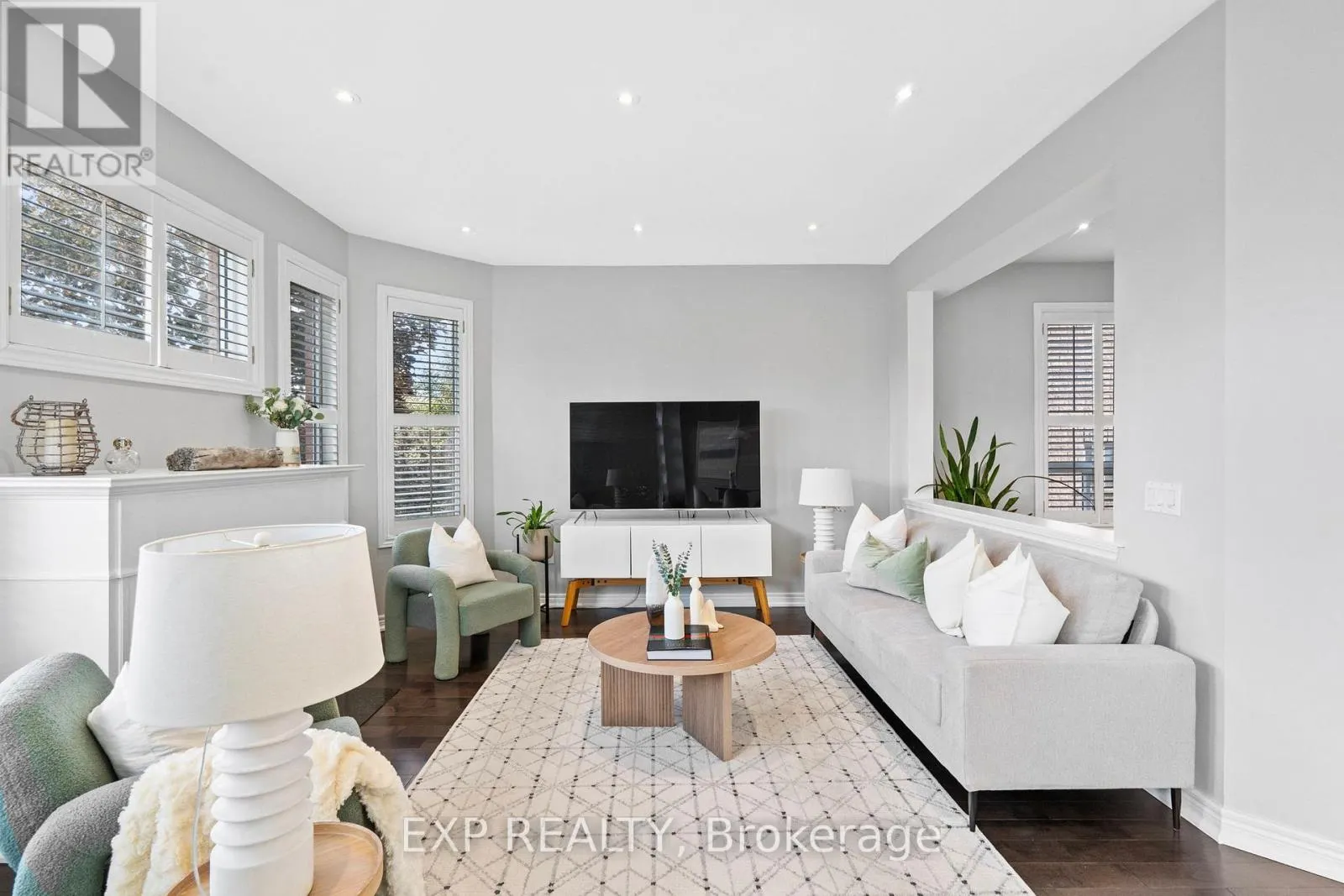 61 TIMBERCREEK COURT